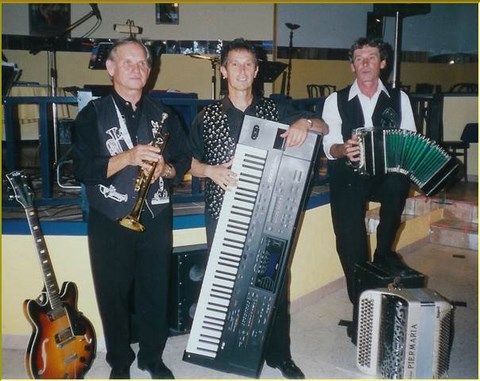 Jean Michel ZANOTTI et le trio Saint Denis